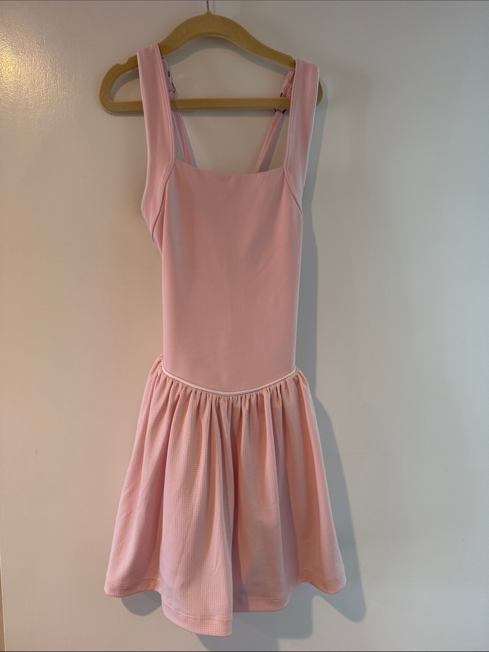 abercrombie kids pale pink athletic tank top